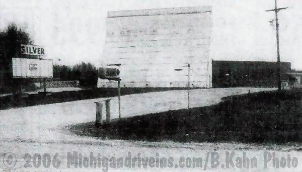 Silver Drive-In Theatre